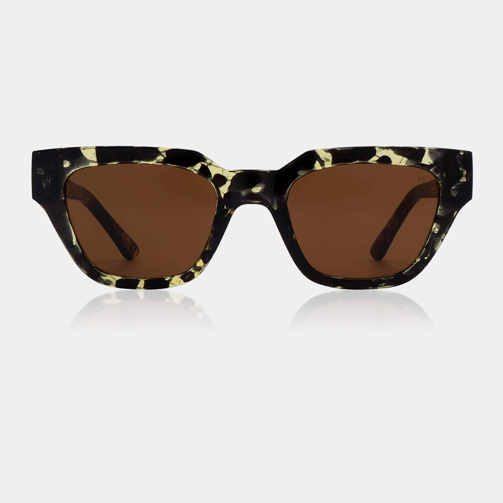A. Kjærbede Solbrille Kaws Black/Yellow Tortoise