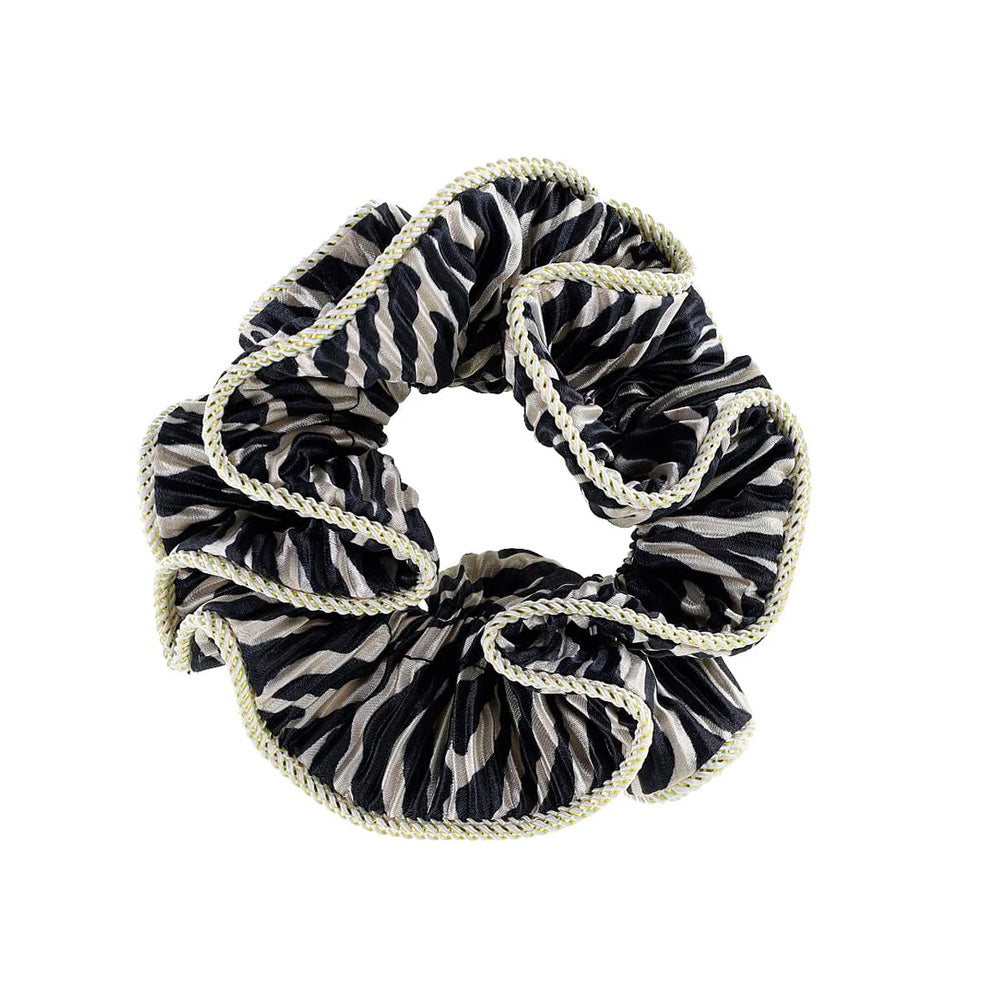 By Stær Lilje Scrunchie Zebra Hårelastik