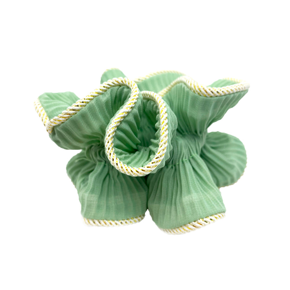 By Stær Lilje Scrunchie Støvet Mint Hårelastik