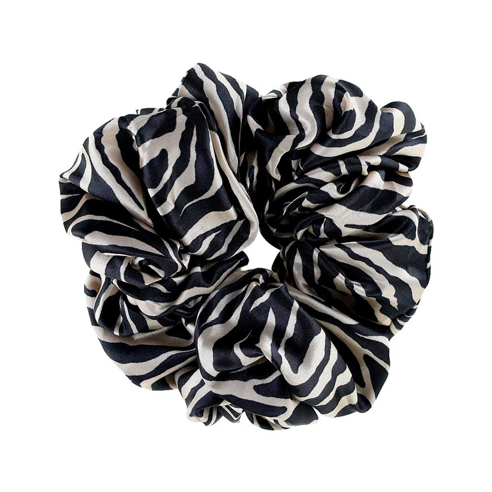 By Stær Isabella Scrunchie Zebra Hårelastik
