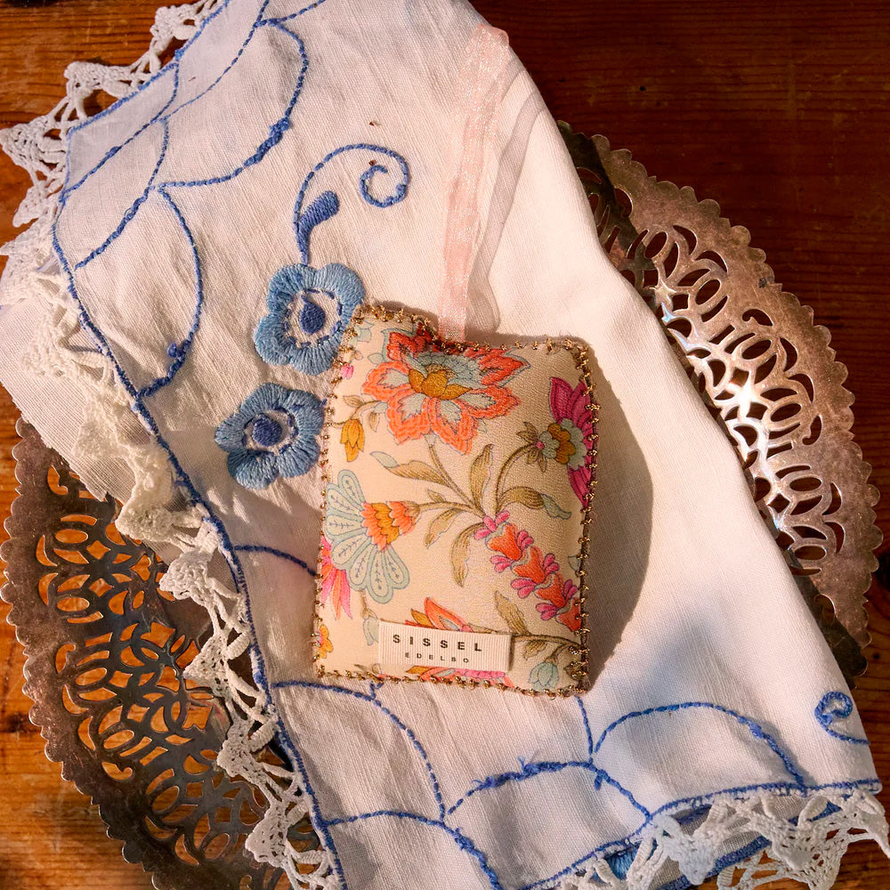 Sissel Edelbo Julepynt Townhouse Ornament Flower Street