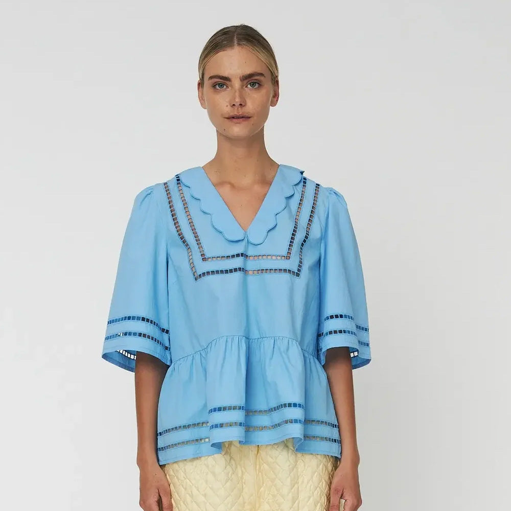 Stella Nova Top with Scallop Edge Collar Blue Coral