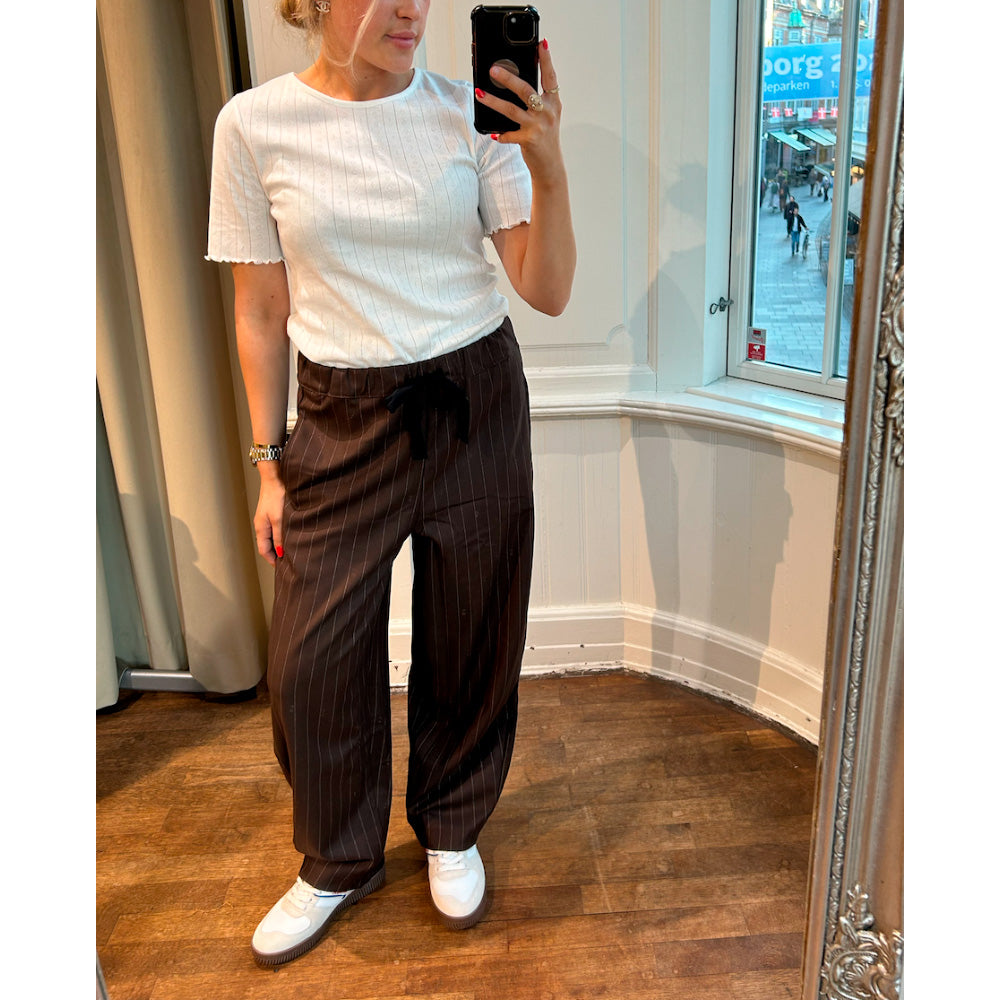 Tiffany Clothing Hailey Bukser Brun Striber