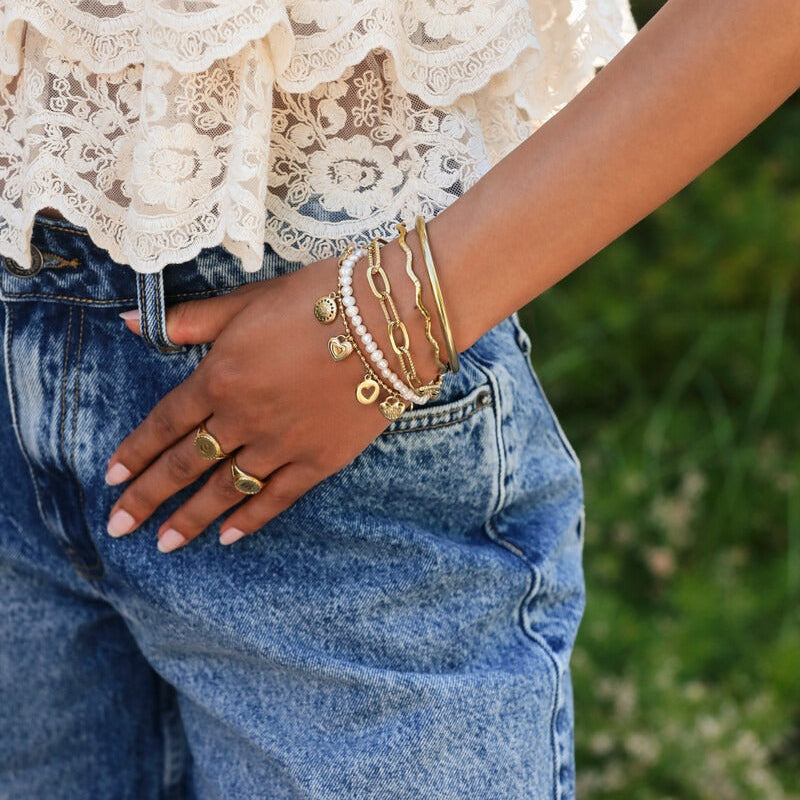 My Jewellery Mix and match-armbånd, bølge på model