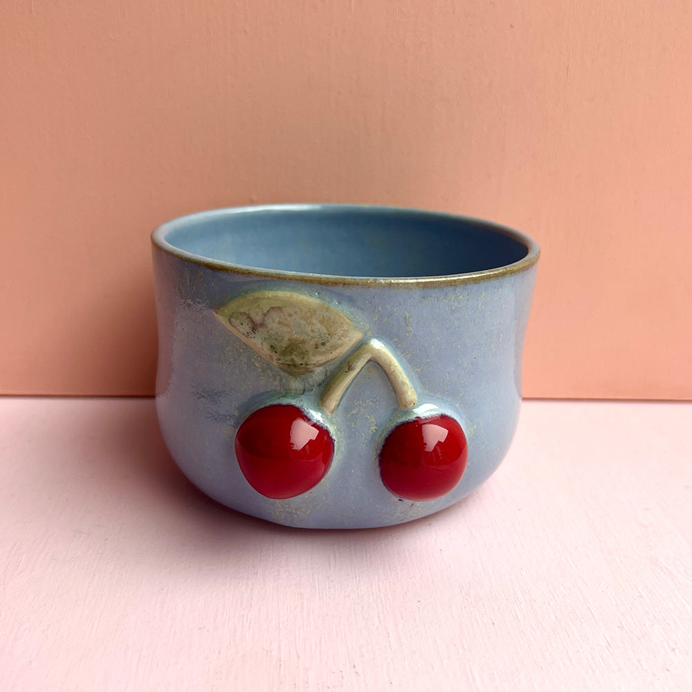 Julie Ebens Cherry Cup Kirsebærkop