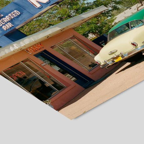 Detaljebillede af plakaten 'Route 66' af Bethany Young.