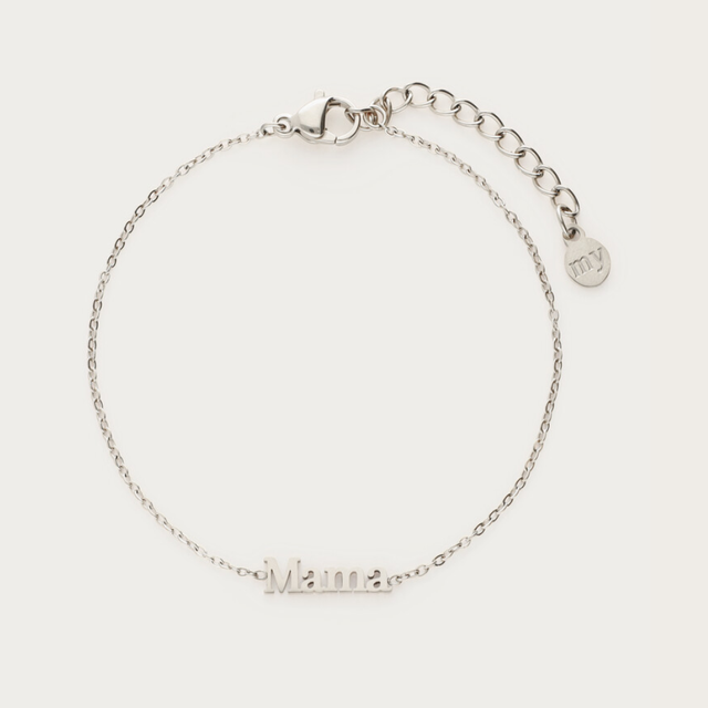 Sølv armbånd med teksten "Mama" fra My Jewellery 