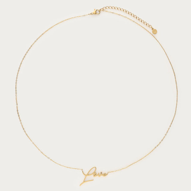 Forgyldt halskæde med 'love' vedhæng fra My Jewellery